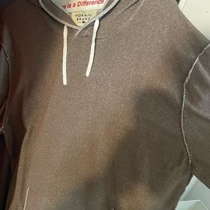 Hooded lightweight sweatshirt